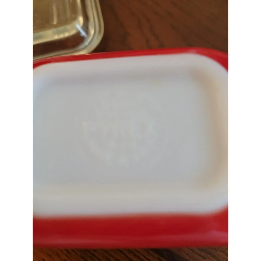 Pyrex Glass Refrigerator Dish‎ with Lid Primary Red # 0501 - Vintage